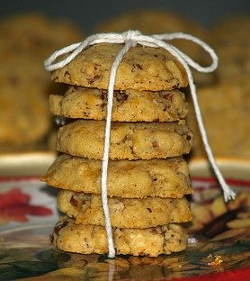 Rosemary Pecan Cheese Rounds