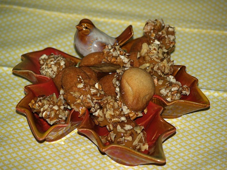 Caramel Nut Acorn Cookies