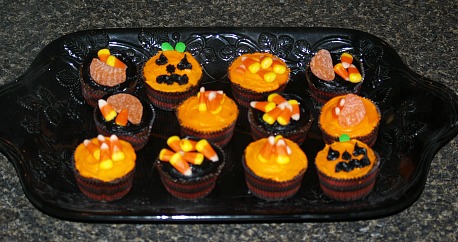 Coca Cola Halloween Cupcakes