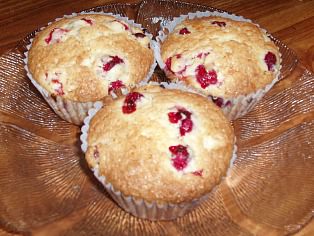 How to Make Cranberry Orange Muffins