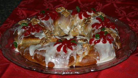 Three Kings Bread or Rosca De Reyes