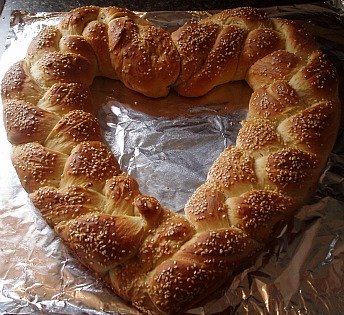 How to Make a Heart Shaped Bread