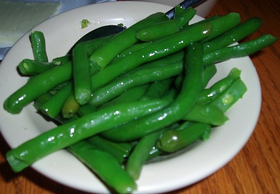 cooked green bean with butter